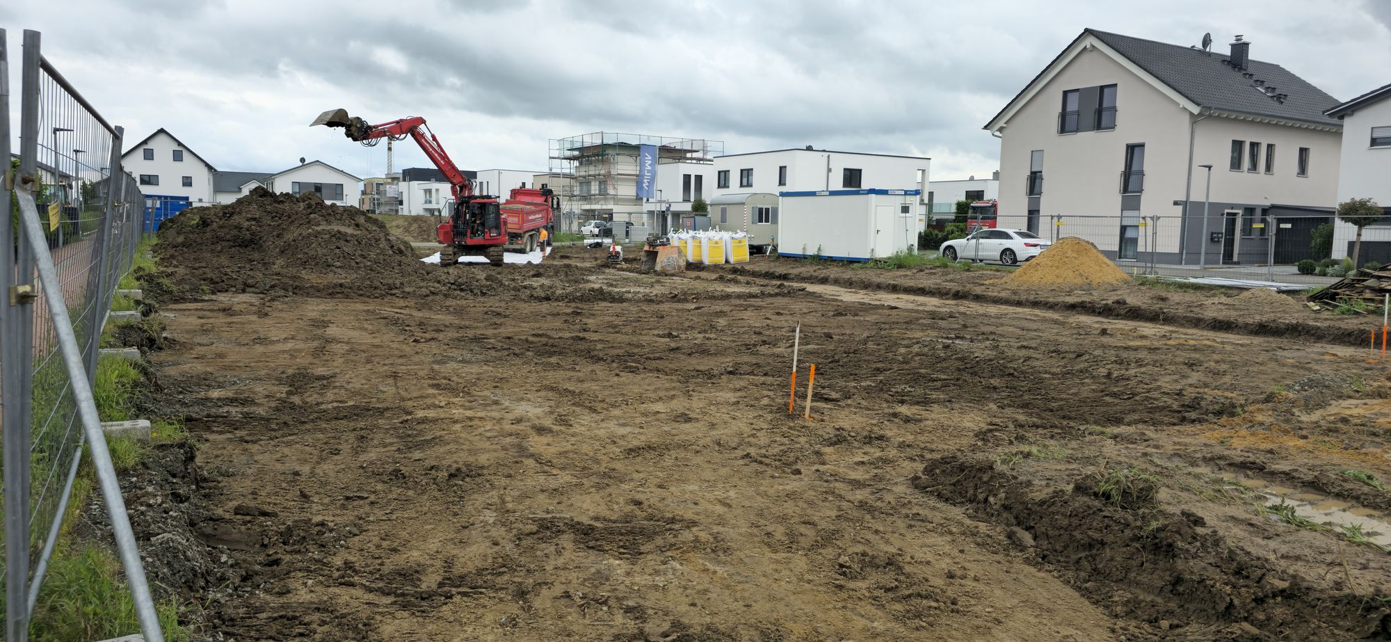 Bau von weiteren Reihenhäusern hat begonnen